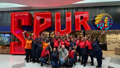 Spur Corporation is hiring a waiter for Modern Tailors Restaurant, seeking enthusiastic candidates to join their team.